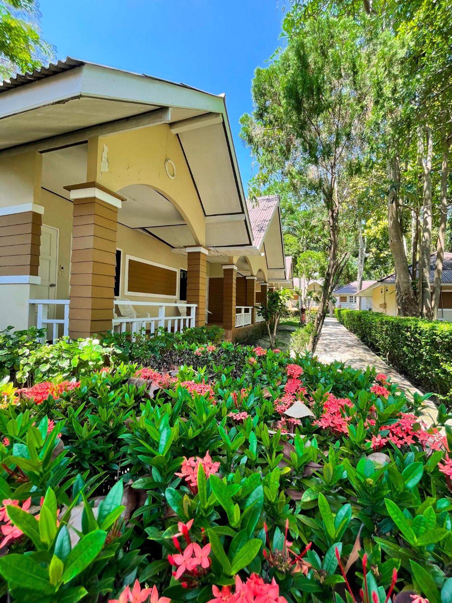 Malibu Samed Resort Koh Samet Exterior photo
