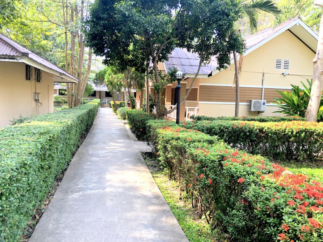 Malibu Samed Resort Koh Samet Exterior photo